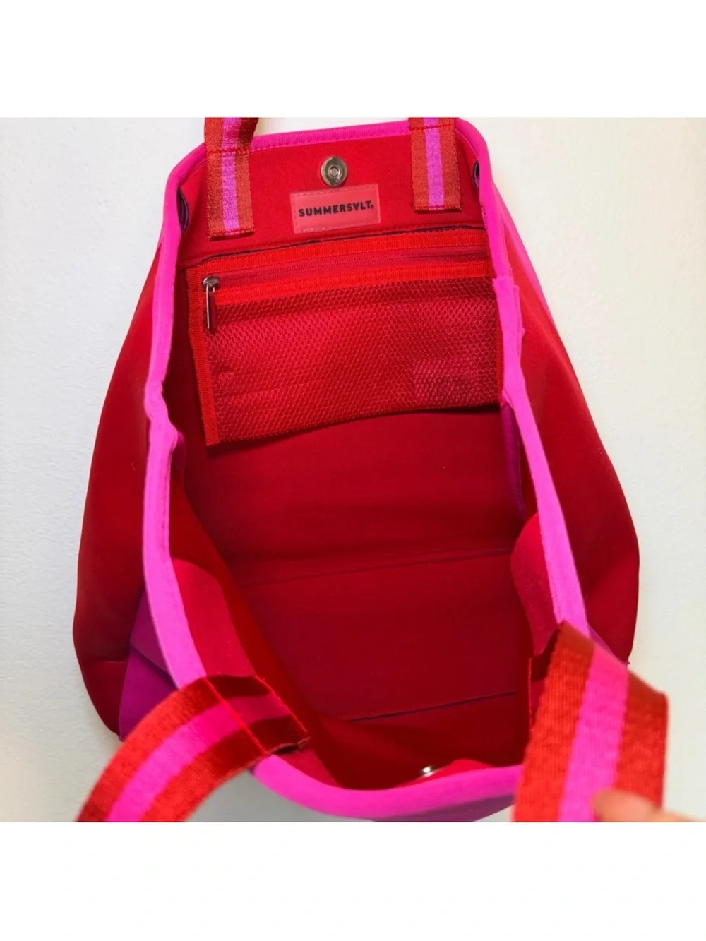 NWT SUMMERSALT Pink and red Tote Bag